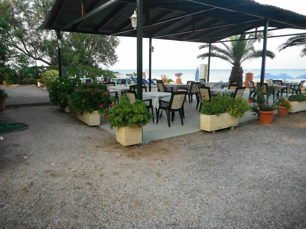 Francisco Beach Hotel Agios Andreas  Buitenkant foto