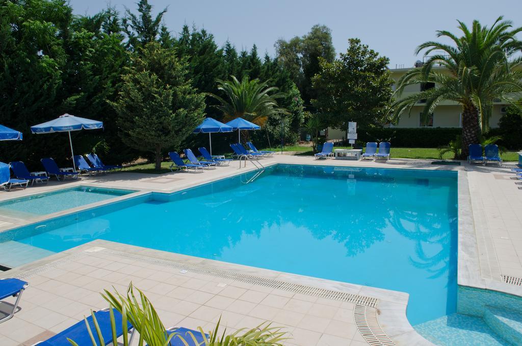Francisco Beach Hotel Agios Andreas  Buitenkant foto