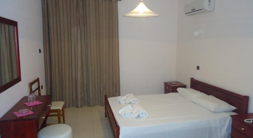 Francisco Beach Hotel Agios Andreas  Buitenkant foto